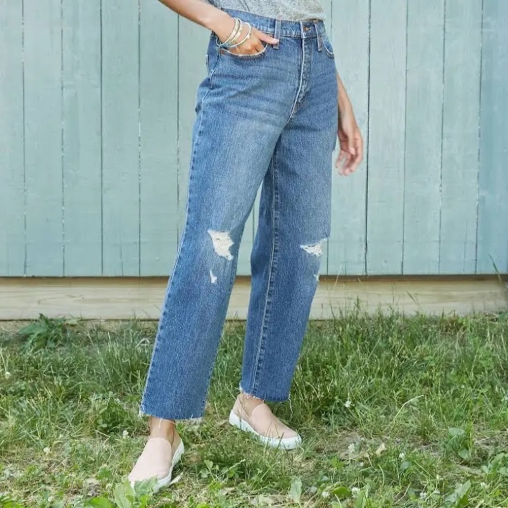Universal Thread Straight Leg Blue Denim Jeans Size 6